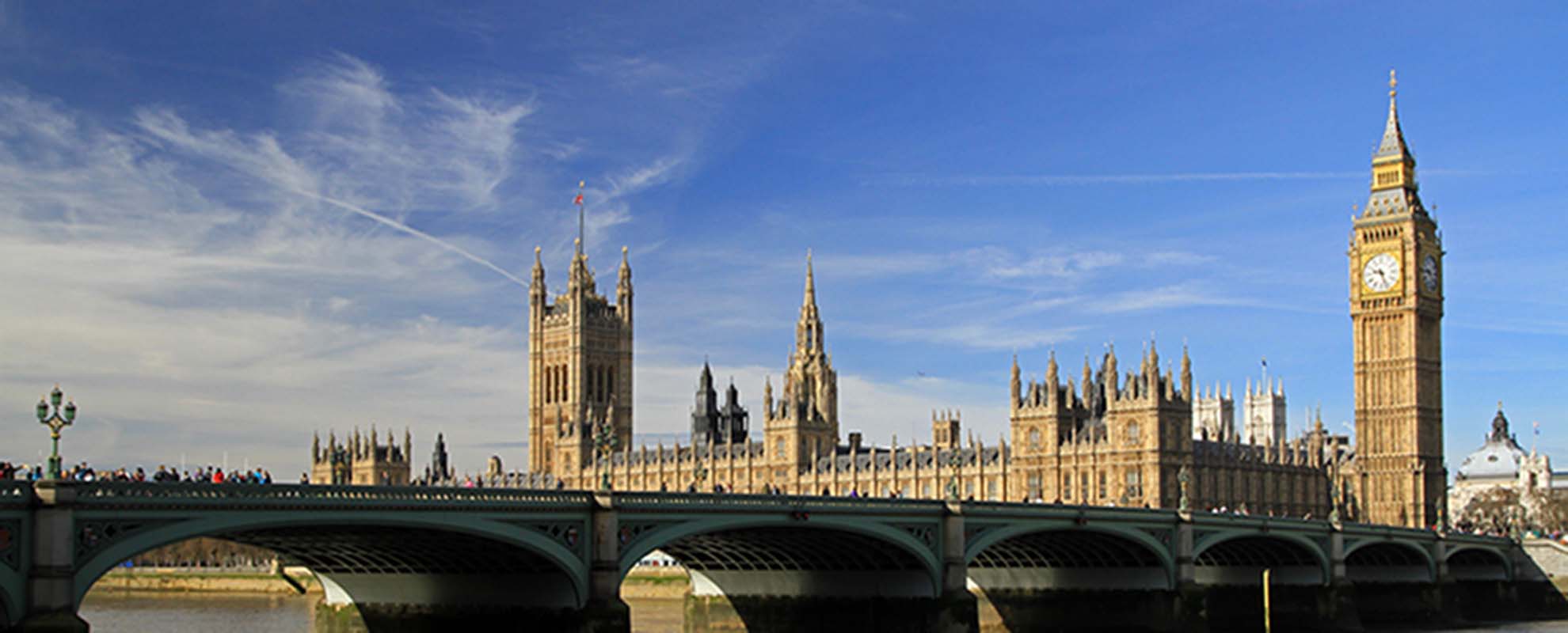 Bild zeigt die Westminster-Bridge in London